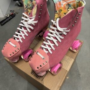 Moxi JACK BOOT Roller Skates in Pink CUSTOM